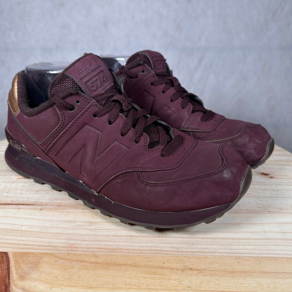 New Balance 574 Sneakers Womens 11 Burgundy Gold Good Condition Nubuck Leather - Picture 4 of 16